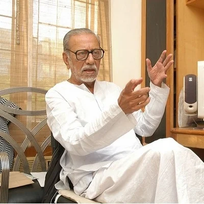 எம்.ஜி.ஆர், ரஜினி போன்று பிறமொழி நடிகர்களைத்தான் கொண்டாடுகிறார்கள்- சாருஹாசனின் வேதனை!