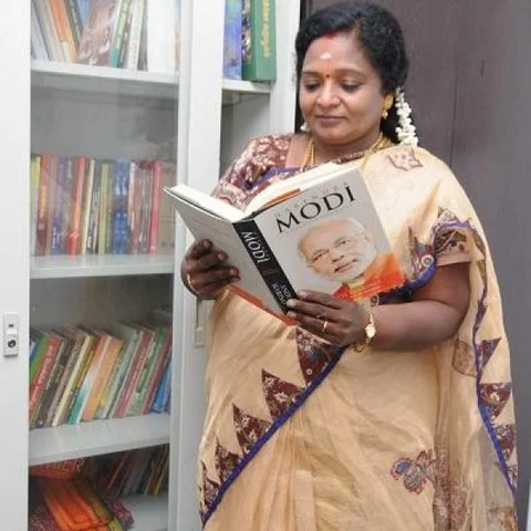 ``நான் கற்ற பரம்பரை; குற்றப் பரம்பரை அல்ல’’- தமிழிசை பன்ச் ட்வீட்