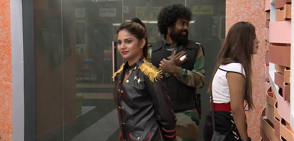 `சர்வாதிகாரி’ ஐஸ்வர்யா செய்வது டூ மச்... இதோடு நிறுத்திக்கங்க பிக்பாஸ்! Part 2 #BiggBossTamil2