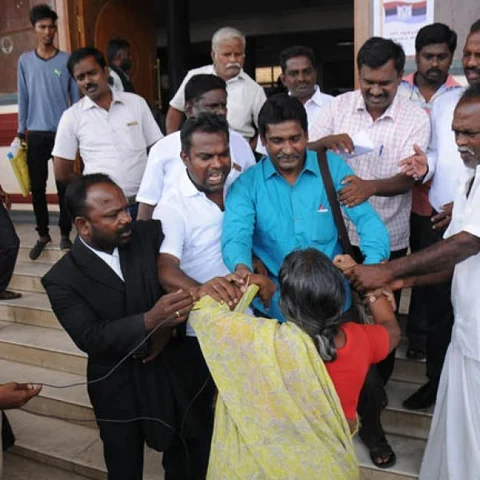 "என்னை யாரும் கடத்தவில்லை..!" - முகிலன் மீதான புகாருக்கு மகேஸ்வரி பதில்