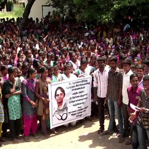 மாயமான ‘நீட்’ தேர்வு சட்ட மசோதா: அரசியல் கட்சிகளின் அலட்சியமா?