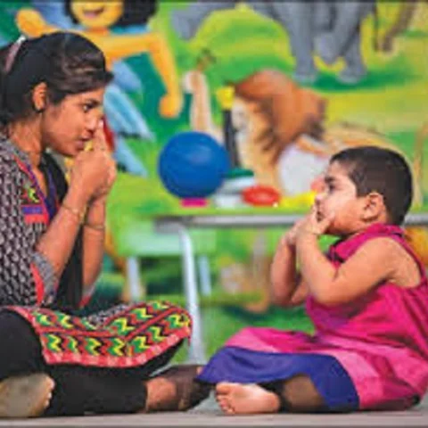 வயிற்றுவலிக்கு கடுக்காய்... வாய்ப்புண்ணுக்கு மாசிக்காய்... குழந்தைகளுக்கான எளிய வைத்தியங்கள்