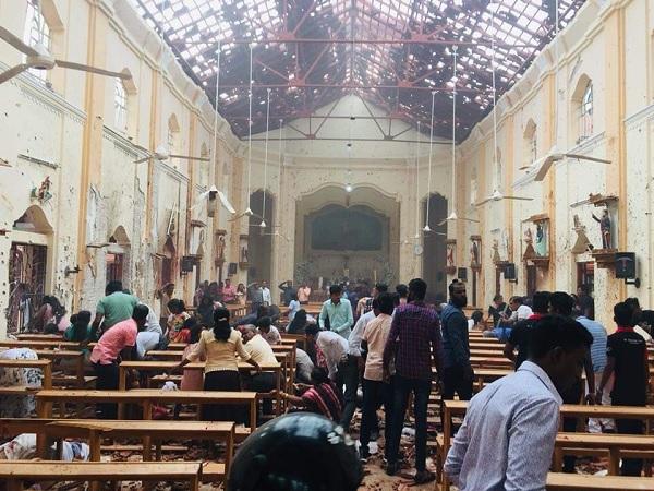 6 இடங்களில் குண்டுவெடிப்பு - ஈஸ்டர் திருநாளில் இலங்கையில் நடந்த சோகம்!