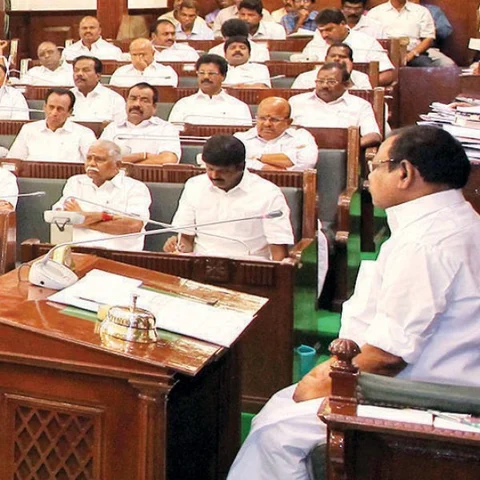 `ஸ்டாலினுக்குக் குறியா?' - சபாநாயகர் பதவிக்கு தி.மு.க செக்... மும்மூர்த்திகள் அதிரடி!