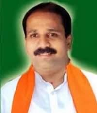 இளம்பெண்ணுடன் பா.ஜ.க. எம்.எல்.ஏ உல்லாச காட்சி : கர்நாடகா அரசியலில் பரபரப்பு