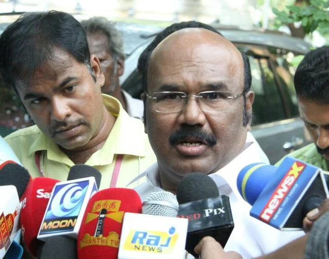 கோயிலுக்குச் சென்றால் முதல்வராக முடியாது..! ஸ்டாலினைத் தாக்கும் ஜெயக்குமார்