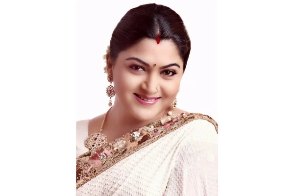 டைம் ட்ராவல் படத்துக்கே டைம் ட்ராவல் - சிங்காரவேலன் ஸ்டார்ஸ் அப்பவும் இப்பவும்! #Interactive