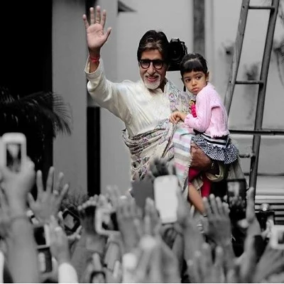பேத்திக்கு அமிதாப்பச்சனின் அன்புப்பரிசு!