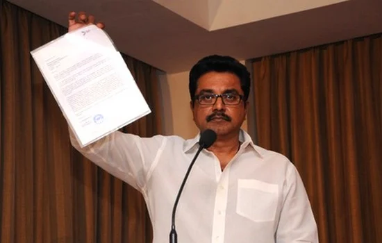 சரத்குமார் விளக்கமும்... நாசர், விஷால் கேள்வியும்!