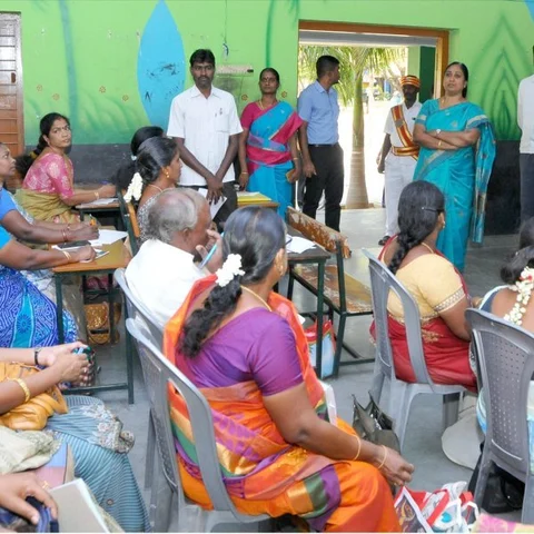 `யாருக்கு வாக்களித்தோம்ன்னு உறுதியளிக்கணும்!'- 2,866 அலுவலர்களுக்கு அளிக்கப்பட்ட பயிற்சி