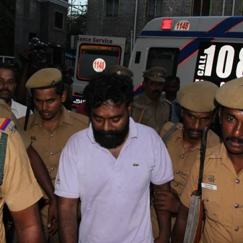 தினகரன் அலுவலகம் எரிப்பு வழக்கு - அட்டாக் பாண்டி உள்ளிட்ட 9 பேருக்கு ஆயுள் தண்டனை!
