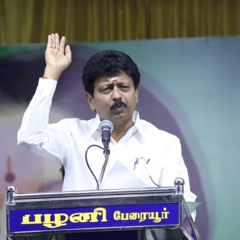 `வாரிசுகளுக்கு சீட்; ஒருங்கிணைந்த அ.தி.மு.க; சசிகலா சந்திப்பு!' - திவாகரன் முயற்சிகளுக்குத் தடைபோடும் தினகரன்