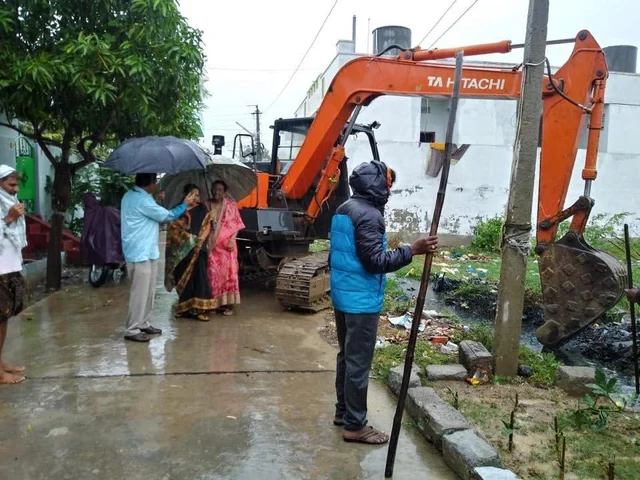 `பெய்ட்டி' புயலுக்கு 7 பேர் பலி; 12,000 ஹெக்டேர் பயிர் சேதம் - உடனடியாக களமிறங்கிய சந்திரபாபு நாயுடு