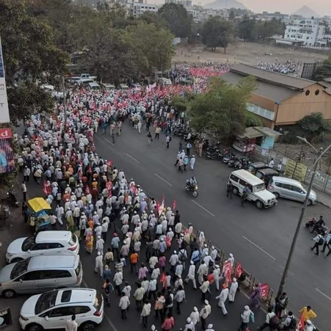 மீண்டும் மகாராஷ்டிராவில் ஒரு பிரமாண்ட விவசாயிகள் பேரணி!