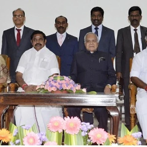 ஷீலா பிரியாவும் சர்ச்சைகளும்! - தகவல் ஆணையத்துக்கு பொருத்தமானவரா?