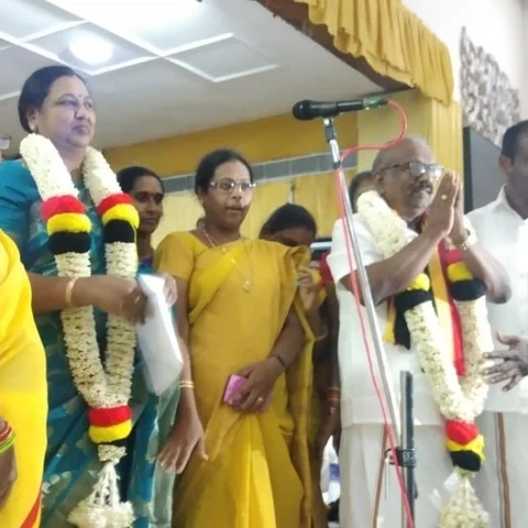 தே.மு.தி.கவுக்கும் அ.தி.மு.கவுக்கும் உள்ள ஒற்றுமை இதுதான்… பிரேமலதா சொல்லும் விளக்கம்