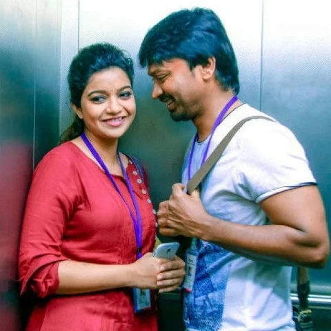 'நான் இனி காற்றில்' - 'யாக்கை' பட வீடியோ சாங்