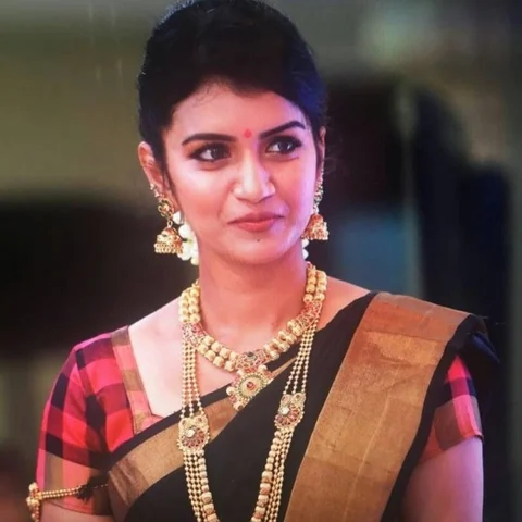 “தனுஷ் தங்கச்சி நான்!" - ‘ராஜா ராணி’ ஸ்ரீதேவி