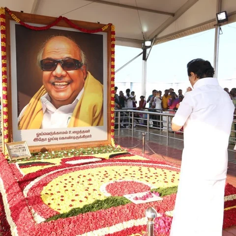 ``கலைஞர் போட்டியிடுகிறார் எனப் பணி செய்யுங்கள்” - தி.மு.க வேட்பாளர் பட்டியலை வெளியிட்ட ஸ்டாலின்!
