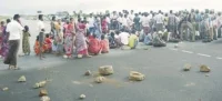 நாங்குநேரி துப்பாக்கி சூடு: பதட்டம் நீடிப்பு; இன்ஸ்பெக்டர் இடமாற்றம்!