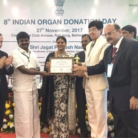 உடல் உறுப்பு தானம் செய்பவர்களின் குடும்பத்துக்கு சலுகைகள் வேண்டும்! வலுக்கும் குரல்கள் #NationalOrganDonationAwarenessWeek