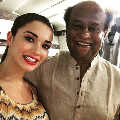 மீண்டும் ரஜினியை சீண்டினாரா ராம் கோபால் வர்மா?
