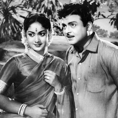 மக்களைக் கவர்ந்தவரின் மரணம் சொன்ன செய்தி! #சாவித்திரி எனும் இறைவி!