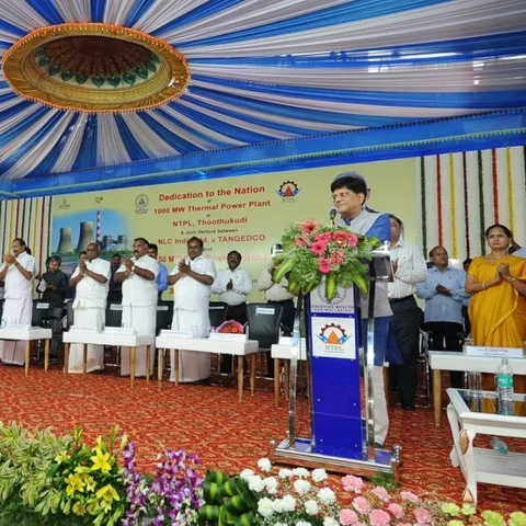 `தமிழகத்தின் வளர்ச்சிக்காகத்தான் அ.தி.மு.க - பா.ஜ.க - பா.ம.க கூட்டணி!’ - அமைச்சர் பியூஷ் கோயல்