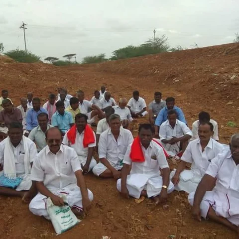 `தமிழக அரசு உள்நோக்கத்துடன் செயல்படுகிறது' - தஞ்சை மாவட்ட விவசாயிகள் குற்றச்சாட்டு!