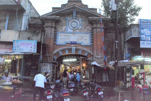 அடடே, இதுதான் கொக்கலிக்கட்டை ஆட்டமா! - பிரமிக்கவைக்கும் வேலூர் ஸ்பெஷல் நடனம் #MyVikatan