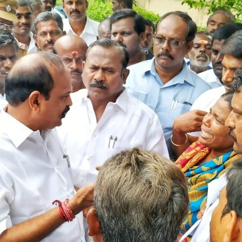 `சட்டமன்ற சிறப்புக் கூட்டத்தில் ஸ்டெர்லைட்டுக்கு எதிராக சிறப்புச் சட்டம்!’ - மக்கள் கோரிக்கை