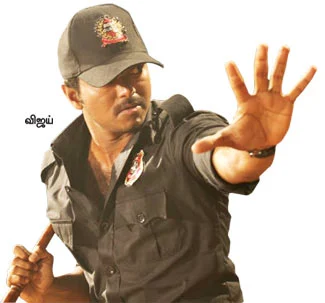 அரசியலில் ஈடுபட இது சரியான நேரமல்ல: நடிகர் விஜய்