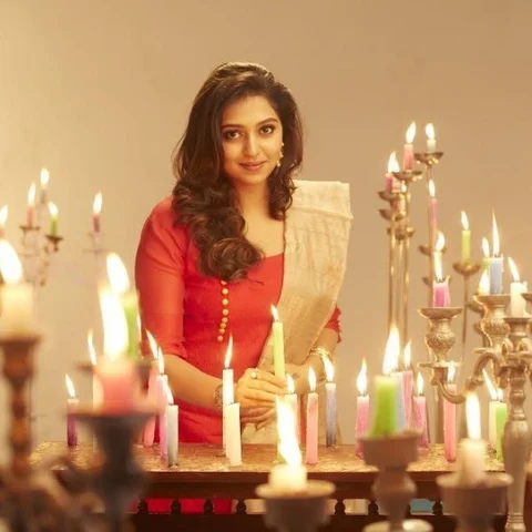 ''அம்மா டெக்னிக்... பாட்டி கைமணம்தான் என்னை ஸ்லிம் ஆக்குச்சு!’’ - ஸ்லிம் லட்சுமி மேனன்