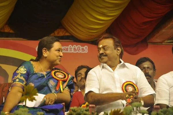 எழுத்தாளர்களை ஏமாற்றினாரா விஜயகாந்த்?