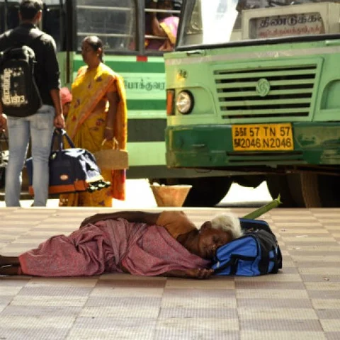 மே 15 முதல் போக்குவரத்து தொழிலாளர்கள் வேலைநிறுத்தம்..!