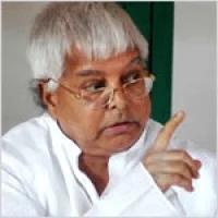 பாக் ரயில்வே துறையை லாலுவிடம் ஒப்படையுங்கள்:பாக். எம்.பி.