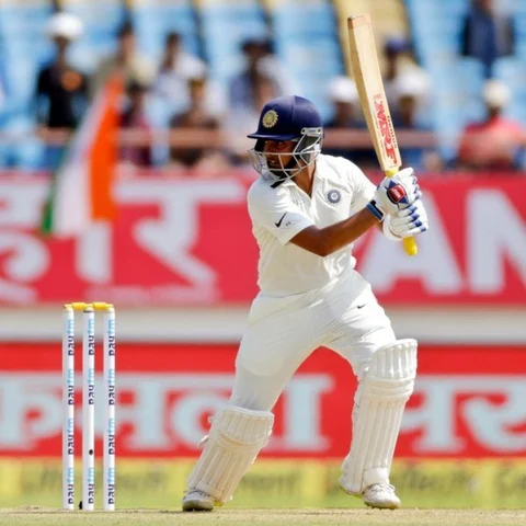 ``நான் இங்கிலாந்திலே தயாராகத்தான் இருந்தேன்” சதத்தை தந்தைக்கு சமர்ப்பித்த ப்ரித்வி நெகிழ்ச்சி