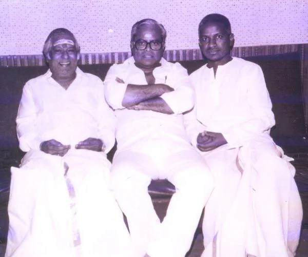 ``இளையராஜா புகழ்பெற ஆரம்பிச்சப்போ அப்பா என்ன சொன்னார் தெரியுமா?!" - எம்.எஸ்.விஸ்வநாதன் மகள்