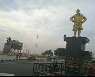 சிவாஜி சிலை வழக்கை விசாரிக்க நீதிபதி மறுப்பு;வேறு அமர்வுக்கு மாற்றம்!