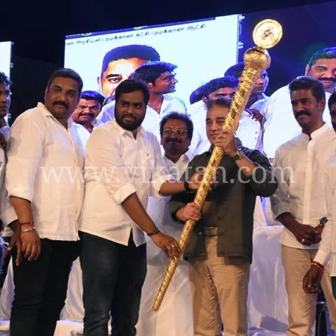 `நான் பி.ஜே.பி-யின் பி டீம் இல்லை; தமிழகத்தின் ஏ டீம்' - நெல்லையில் கமல்ஹாசன் பேச்சு!