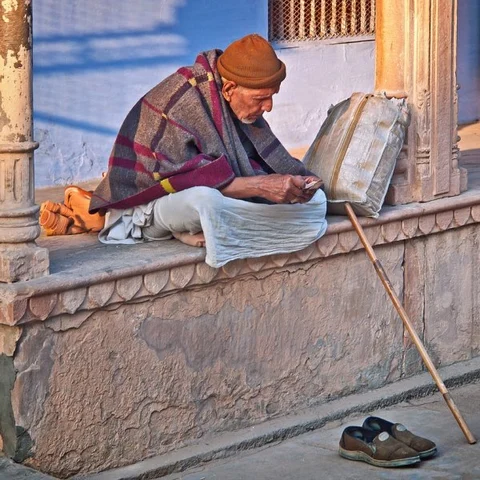முதுமையிலும் உடல்நலத்தோடு இருக்க இதையெல்லாம் தவிர்க்கணும்!