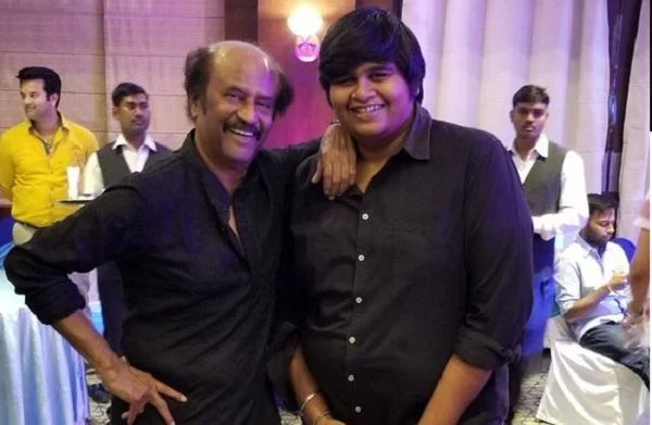 ‘பேட்ட’ படத்தின் சுவாரஸ்யம்? - ரசிகர்களுக்கு கார்த்திக் சுப்புராஜ் வேண்டுகோள்