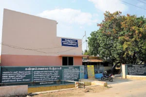 வெள்ளைக்காரனின் விமான நிலையத்தை சிதைத்த ஊர்!