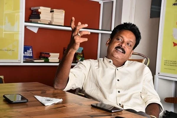 'மணிரத்னம் சார்.. ரொம்பநாளா உங்ககிட்ட சொல்லணும்னு நினைக்கிற ஒரு விஷயம்! அழகம் பெருமாள் பர்சனல்