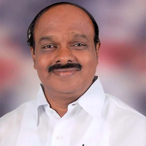 ‘‘இரட்டை இலை சின்னத்தை முடக்க உதவியவர்!’’ - ஏ.சி.சண்முகத்துக்கு எதிராகக் வேலூர் கலகம்