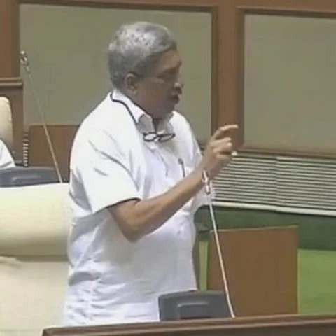 கோவா மக்களும் அவர்களுக்குப் பிடித்த மாட்டிறைச்சியும் - மனோகர் பாரிக்கர் எடுத்த முடிவு என்ன?