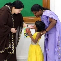 காது வால் நரம்பு அறுவை சிகிச்சை குழந்தைகளுக்கு கருவி: ஜெயலலிதா வழங்கினார்