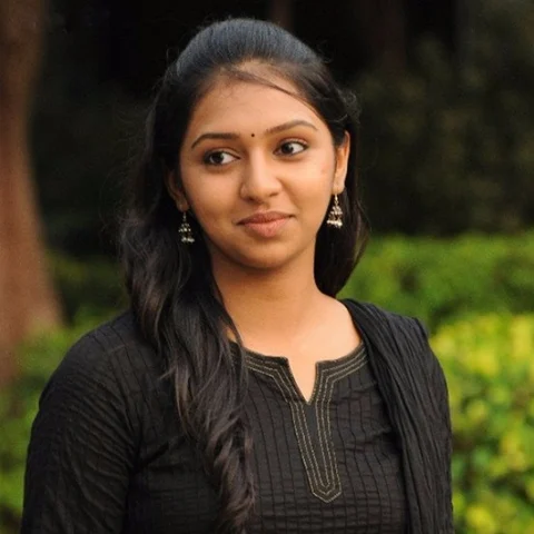 ‘சினிமால ஒரே ஒரு ஃப்ரெண்ட் இவர்தான்!’ - யாரைச் சொல்கிறார் லட்சுமி மேனன்?