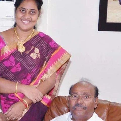 “பா.ம.க-விலிருந்து நான் ஏன் விலகினேன் தெரியுமா..?!’’ - வெடிக்கும் ராஜேஷ்வரி பிரியா