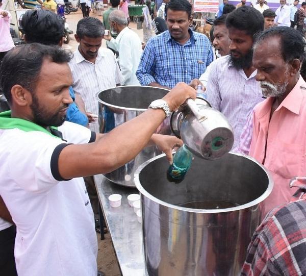 தெருக்களில் விநியோகிக்கப்படும் நிலவேம்புக் குடிநீரை பருகலாமா?